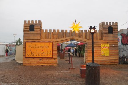 Historische Weihnachtsmarkt auf dem Raw-Gelände